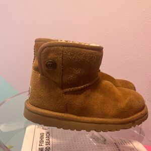 Ugg boots kids (size 13 Tag size is cut off)